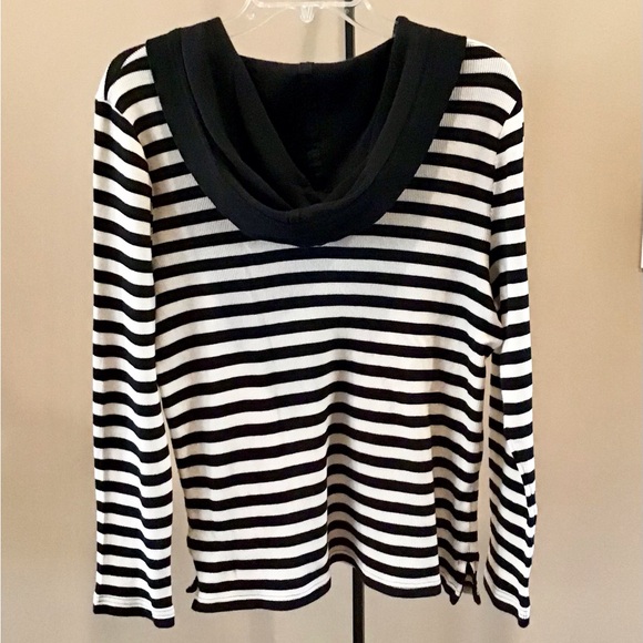Ralph Lauren Black and White Striped Top - Picture 4 of 5